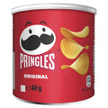 Red Pringles otigicontainer with logo and chips on a white background